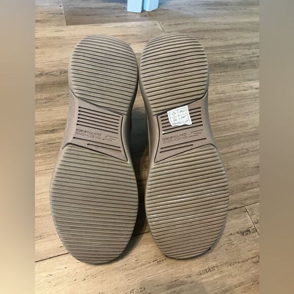 Skechers brown leather with knit cuff slip on ankle boot side zip. Size 8.5 - Picture 7 of 7